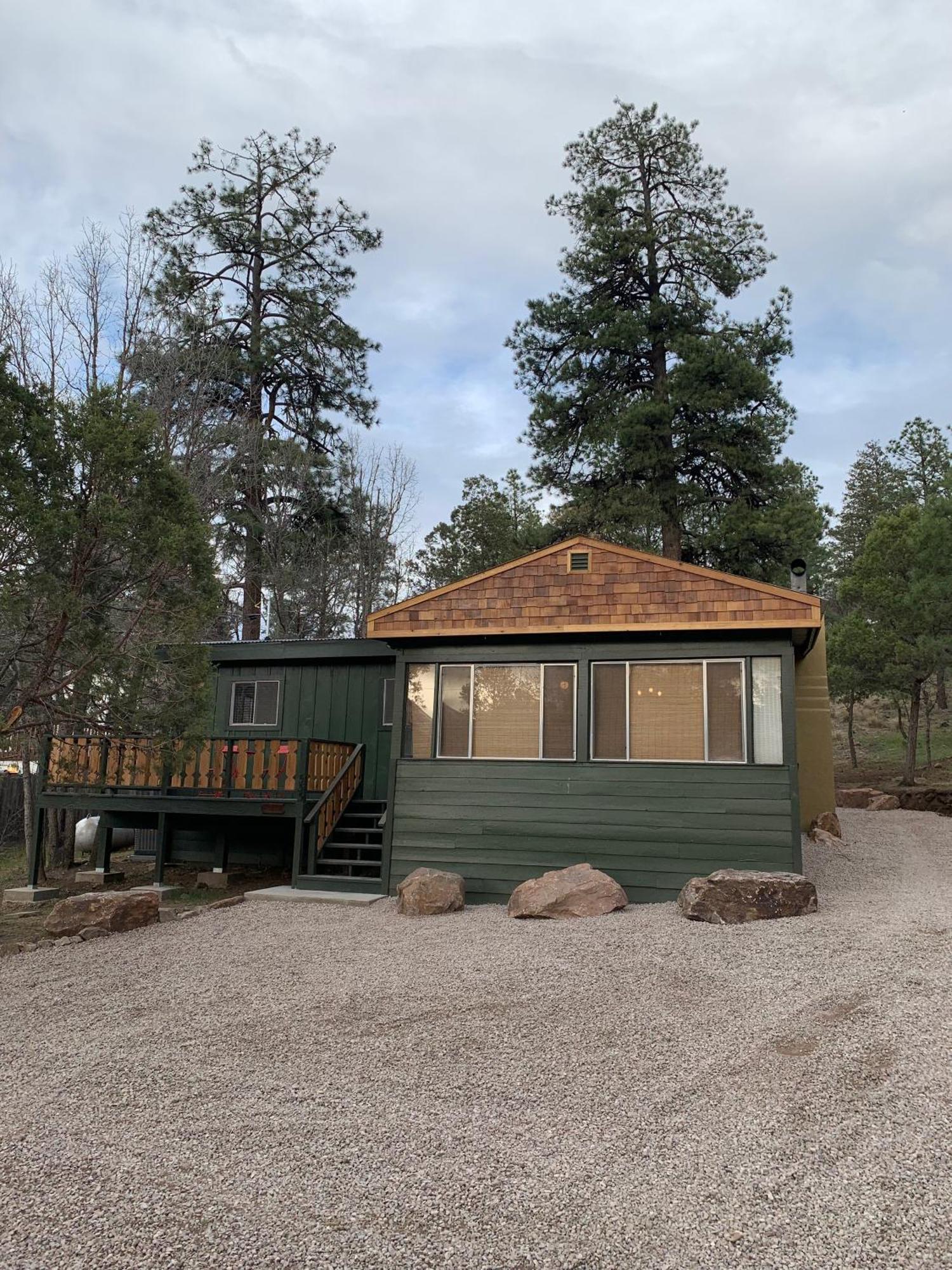 Villa Twin Pines Casita - Big Yard, View, Porch, Hot Tub, & Charm Ruidoso Exterior foto
